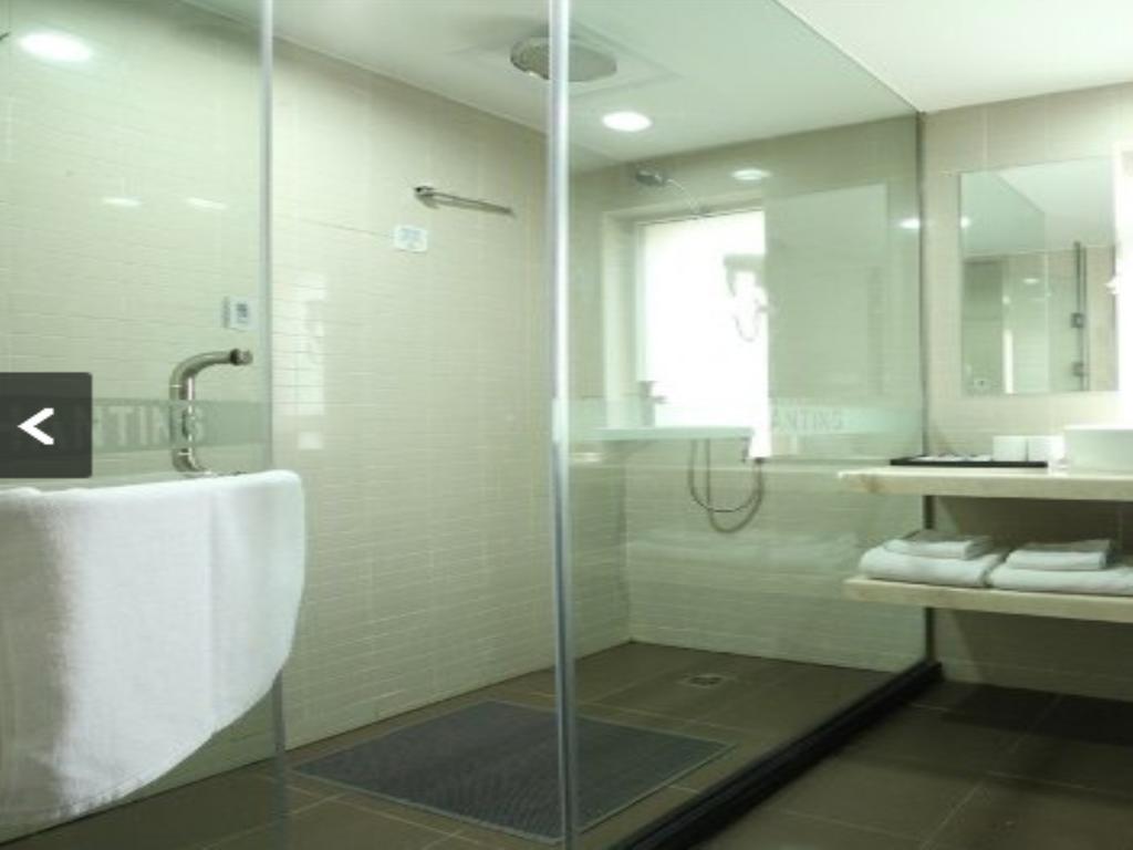 Ji Hotel Jing'An Temple שנגחאי מראה חיצוני תמונה