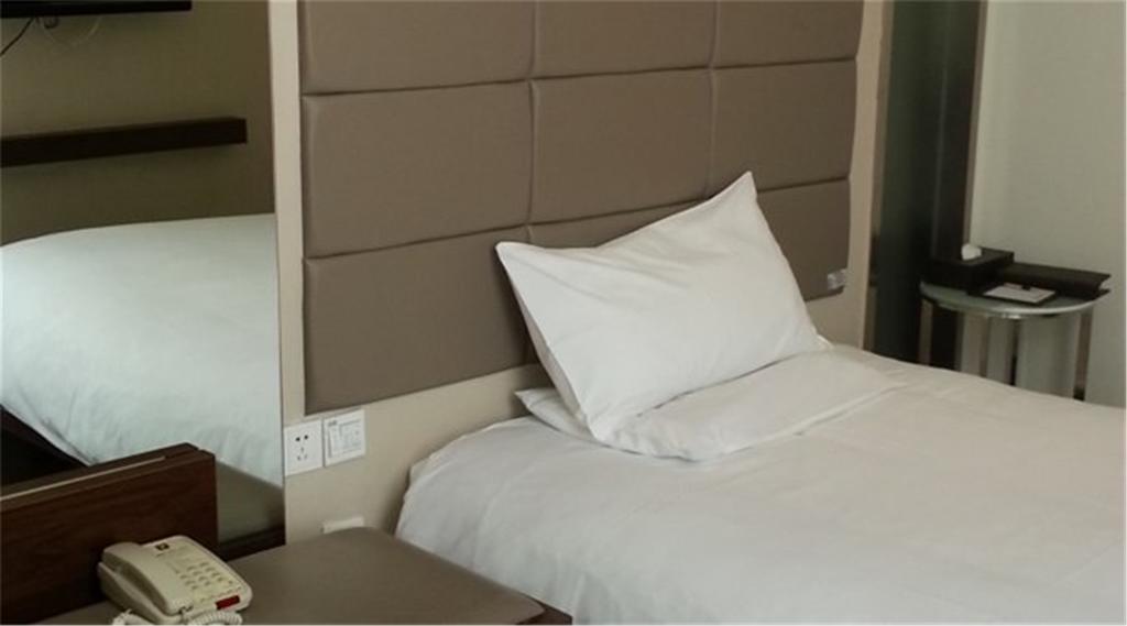 Ji Hotel Jing'An Temple שנגחאי מראה חיצוני תמונה